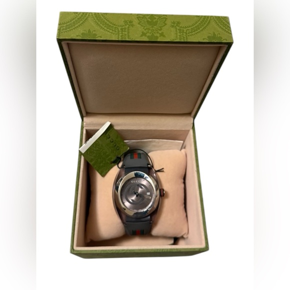Gucci Sync XXL Men's Grey Logo Dial Swiss Quartz Watch - ($680 MSRP) Preowned - Picture 2 of 7